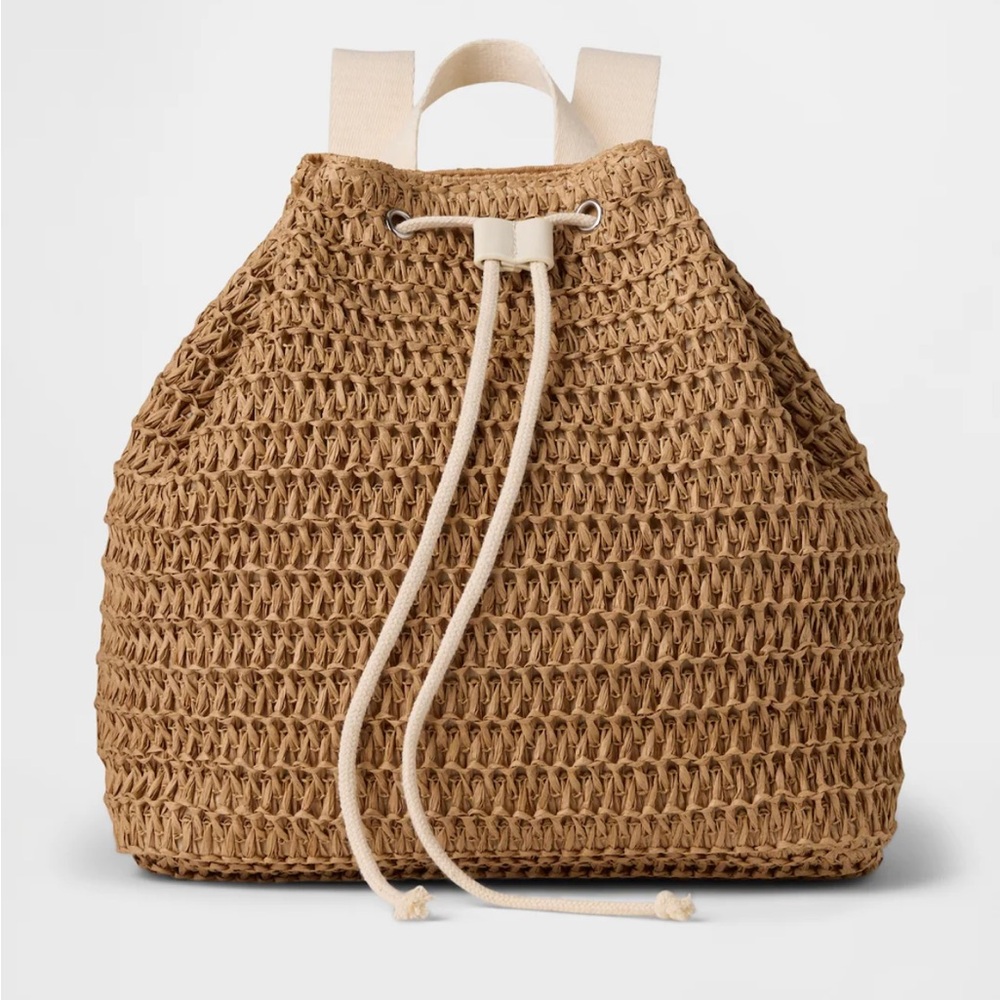 Gap Straw Bucket Backpack